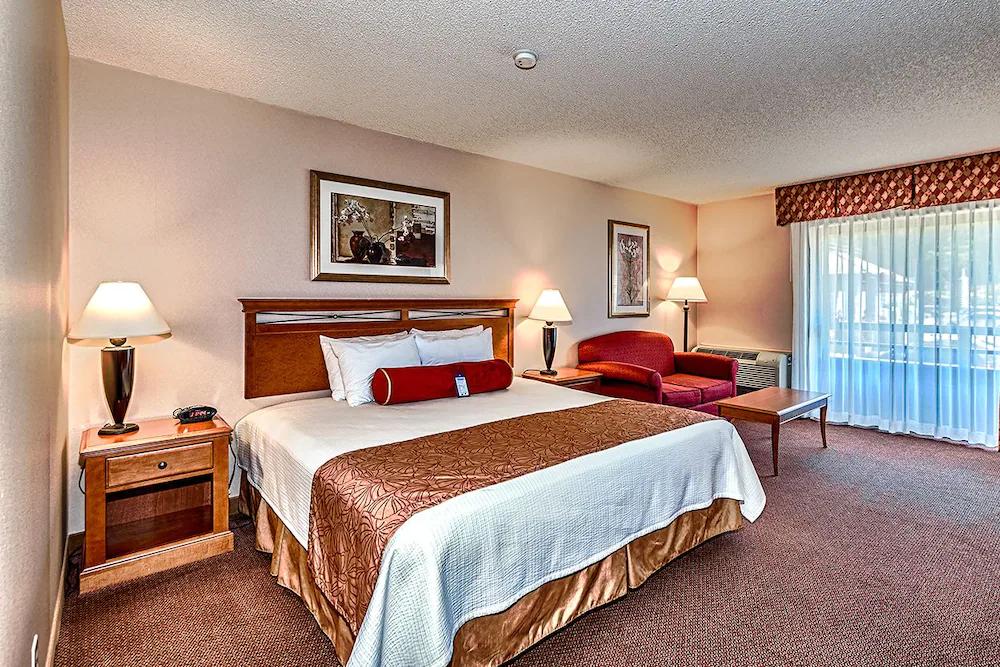 Hotel Western And Conference Center 3*