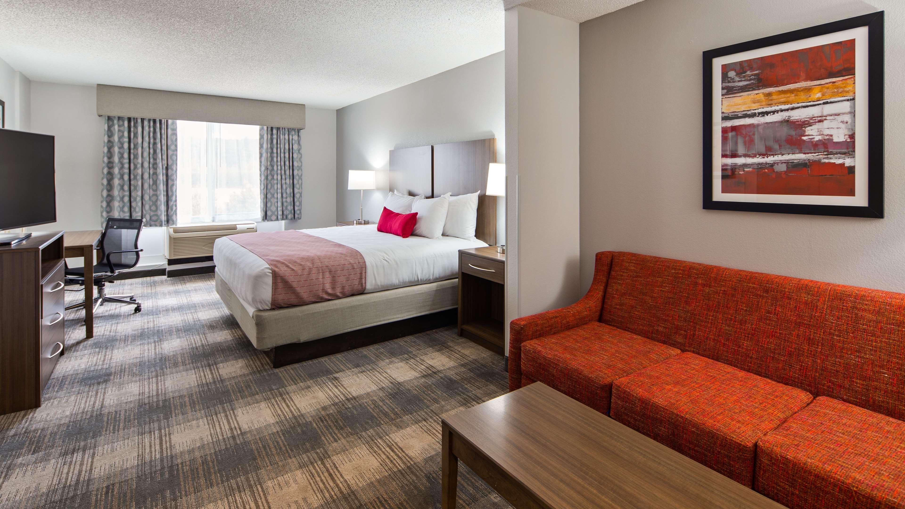 Western And Conference Center Hotel 3*