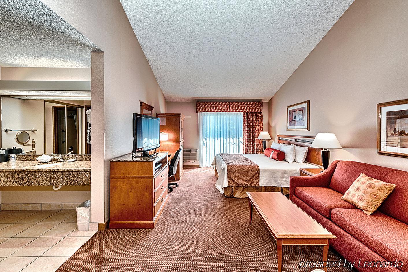 Western And Conference Center Hotel