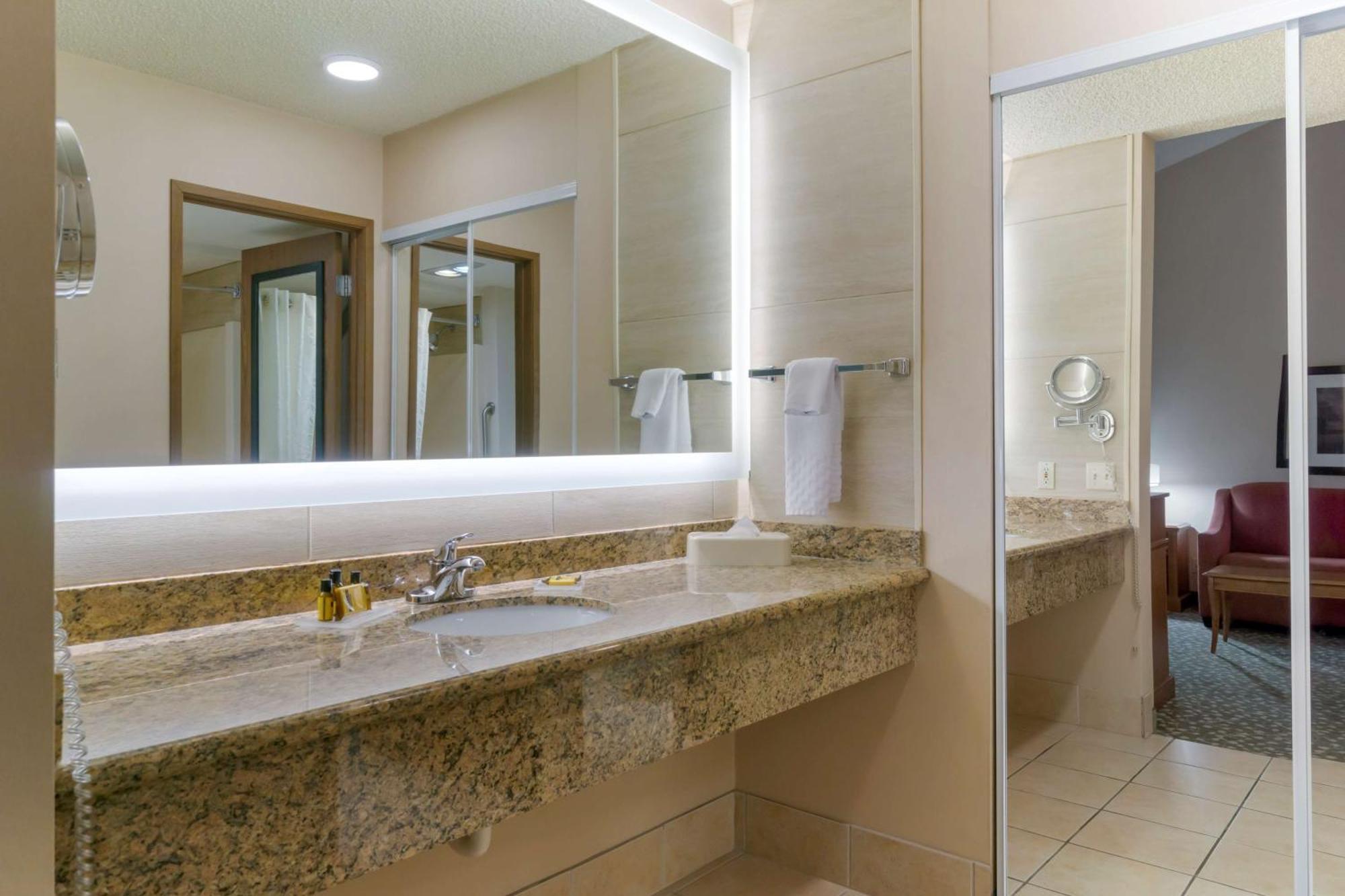 Western And Conference Center 3*